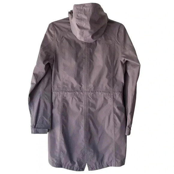 THE NORTH FACE NWOT HYVENT 2.5 L QUIANA WOMEN’S RAIN JACKET | SIZE: SMALL PETITE - Picture 6 of 11